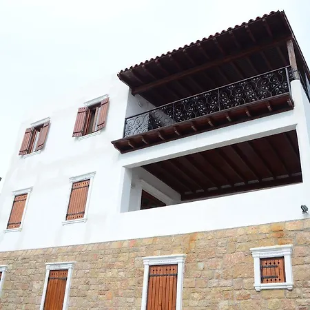 Arion Hotel 3*